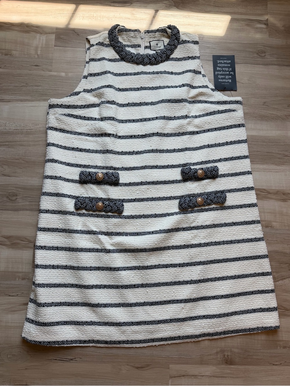 Tuckernuck Navy Stripe
Tweed Sleeveless Crew Neck Jackie Mini Dress Size XXXL